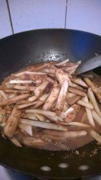 自制肉末烧茄子做法图解8)