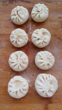 美味香菇虾仁生煎包做法图解15)