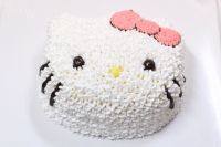 自制Kitty蛋糕