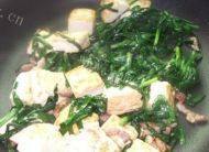 香鲜至极的韭菜烧豆腐