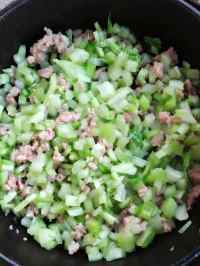 自制青菜鸡蛋饼做法图解3)