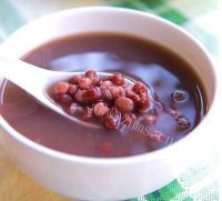 色泽鲜亮的红豆薏米汤做法图解5)