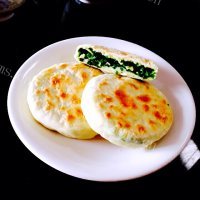 营养韭菜鸡蛋素火烧做法图解17)