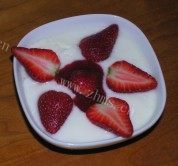 自制草莓酸奶