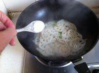 常吃不腻的醋溜藕片