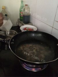 色香味俱全的蛤蜊汤做法图解5)