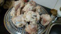 美味的酱棒骨做法图解1)