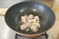 家常菜红烧排骨做法图解3)