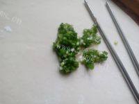 自制葱香手撕饼做法图解9)