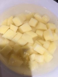 可口的香嫩叉烧柠檬鸡做法图解7)