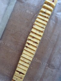 自制蔓越莓饼干做法图解10)