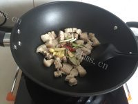 色香味俱全的元宝肉做法图解3)