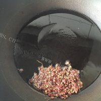 美味的麻辣小龙虾做法图解4)