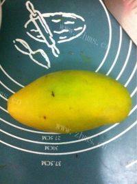 自制百香果果酱做法图解3)