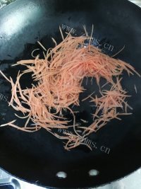 家常菜胡萝卜炒豆芽做法图解3)