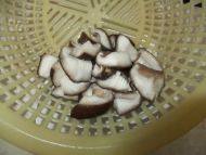 下饭菜香菇烧豆腐做法图解3)