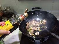家常菜土豆炖鸡块做法图解5)