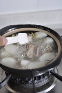 让人怀念的山药排骨汤