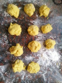 诱人的南瓜饼做法图解10)