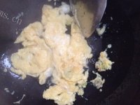 香糯爽滑的蛋炒饭做法图解5)