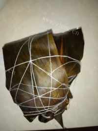 自制腊肉粽子做法图解13)
