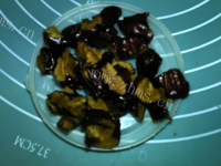 美味的红枣花生豆浆做法图解3)