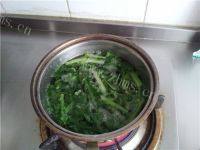 拌芹菜做法图解3)