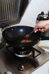 口感极佳的香辣田螺肉做法图解5)