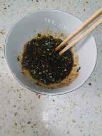 热腾腾的蒜泥豇豆做法图解5)