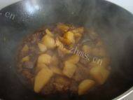 「首发」土豆烧牛肉做法图解6)