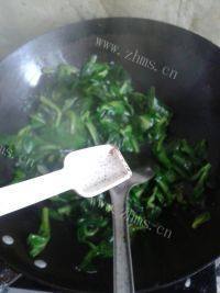 十分诱人的炒青菜做法图解3)