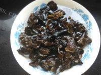 家常菜黑白菜做法图解1)