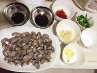 美味的爆炒花甲做法图解1)