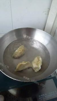 美味的酸汤饺子做法图解5)