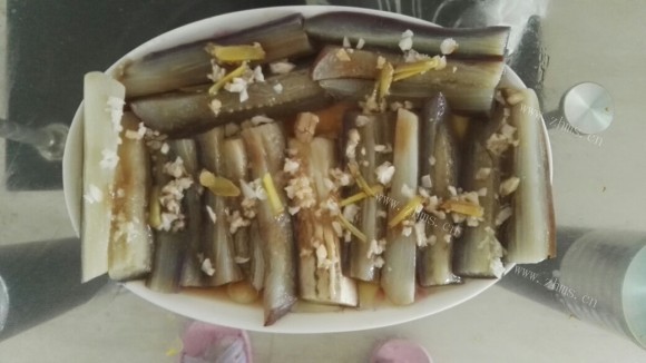 芳香四溢的蒸茄子