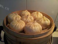 日常猪肉豆角包子做法图解10)