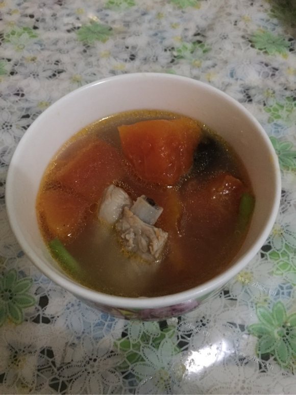 特色美食木瓜炖排骨