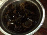 健康美食凉拌黑木耳做法图解5)