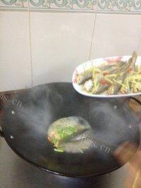 美美厨房之清蒸黄花鱼做法图解8)