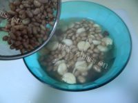 美味的蒜香花生米做法图解7)