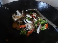 美味的炒蟹块做法图解7)