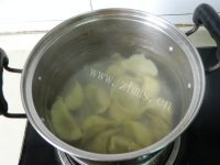 美味的莲藕猪肉饺子