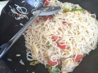 特下饭的西红柿鸡蛋炒面做法图解20)