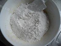 自己做的红豆沙月饼做法图解2)
