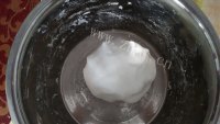 自制水晶豆沙饼做法图解2)
