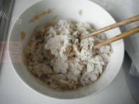 营养丰富的葱花饼做法图解3)