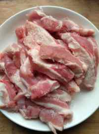 简单的炸酥肉做法图解1)