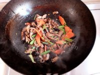 垂涎欲滴的香菇炒肉的做法图解八