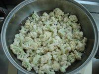 家常菜番茄烧菜花做法图解2)