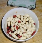 醋泡花生做法图解4)
